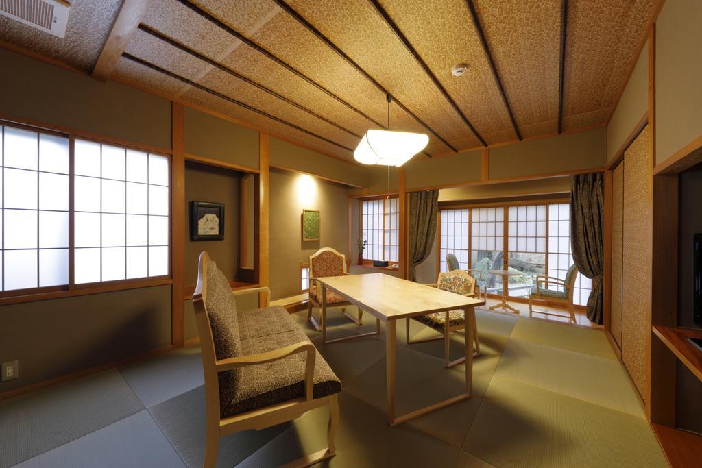Yufuin Souan Kosumosu Hotel Exterior photo
